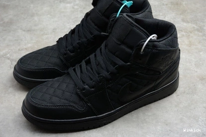 AIR DB6078-001 QUILTED MID 1 BLACK JORDAN 0828